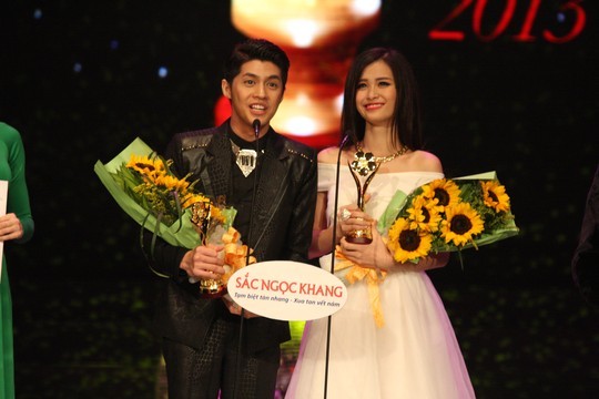 Mai Vàng 2014: Phương Mỹ Chi và Quang Anh gây bất ngờ - ảnh 7